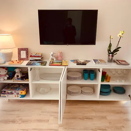 Elsa Apartman *
